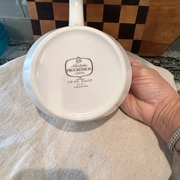 Vintage NORITAKE UP-SA Daisy gravy boat with handle Progression pattern - Picture 5 of 8